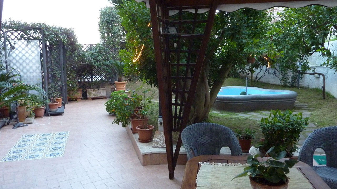 Photo of Outdoor in Naples