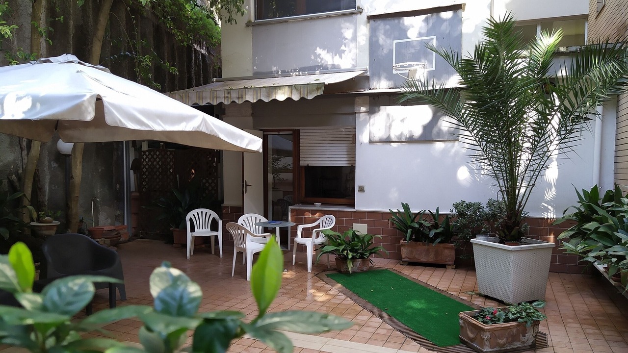 Photo of Patio Balcony in Naples