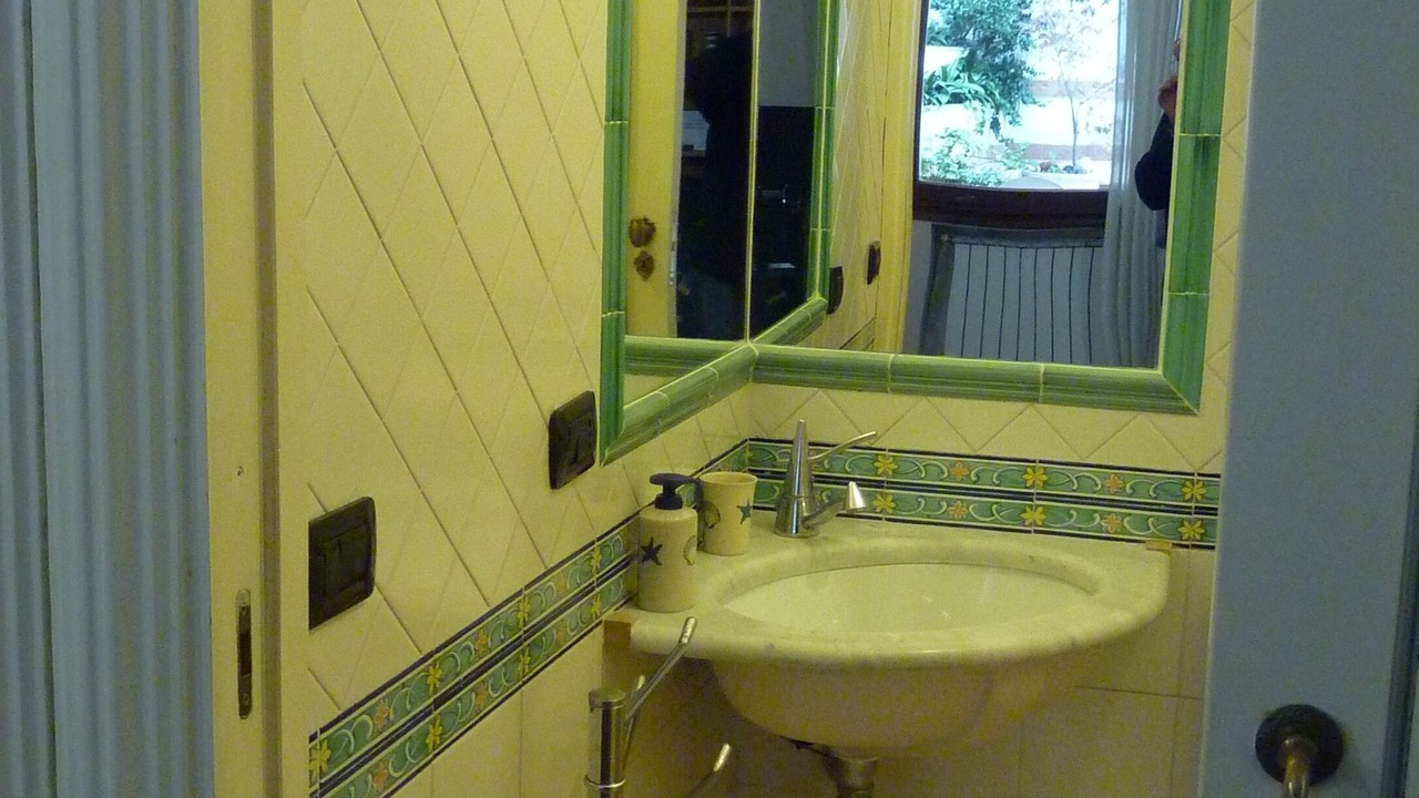 Photo of Bathroom in Naples