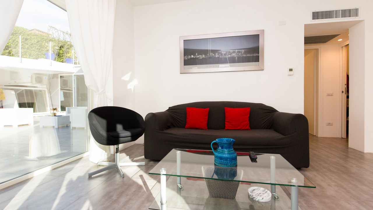 Photo of Livingroom in EUR