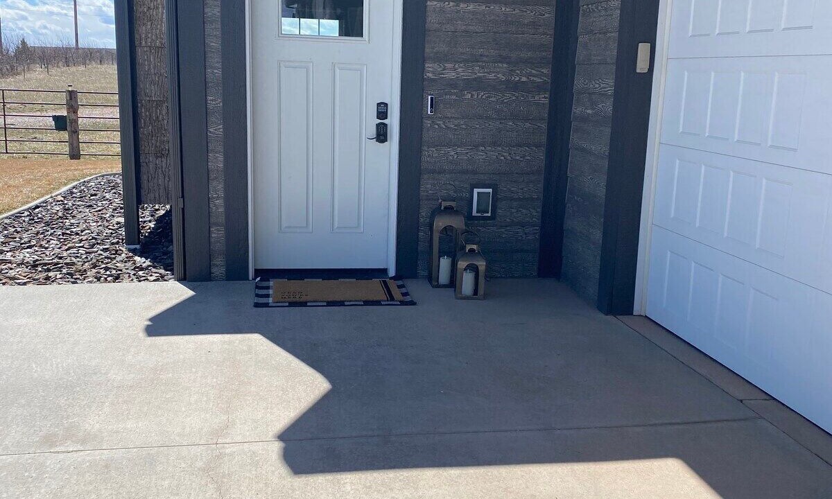 Photo of Outdoor in Colonial Pine Hills