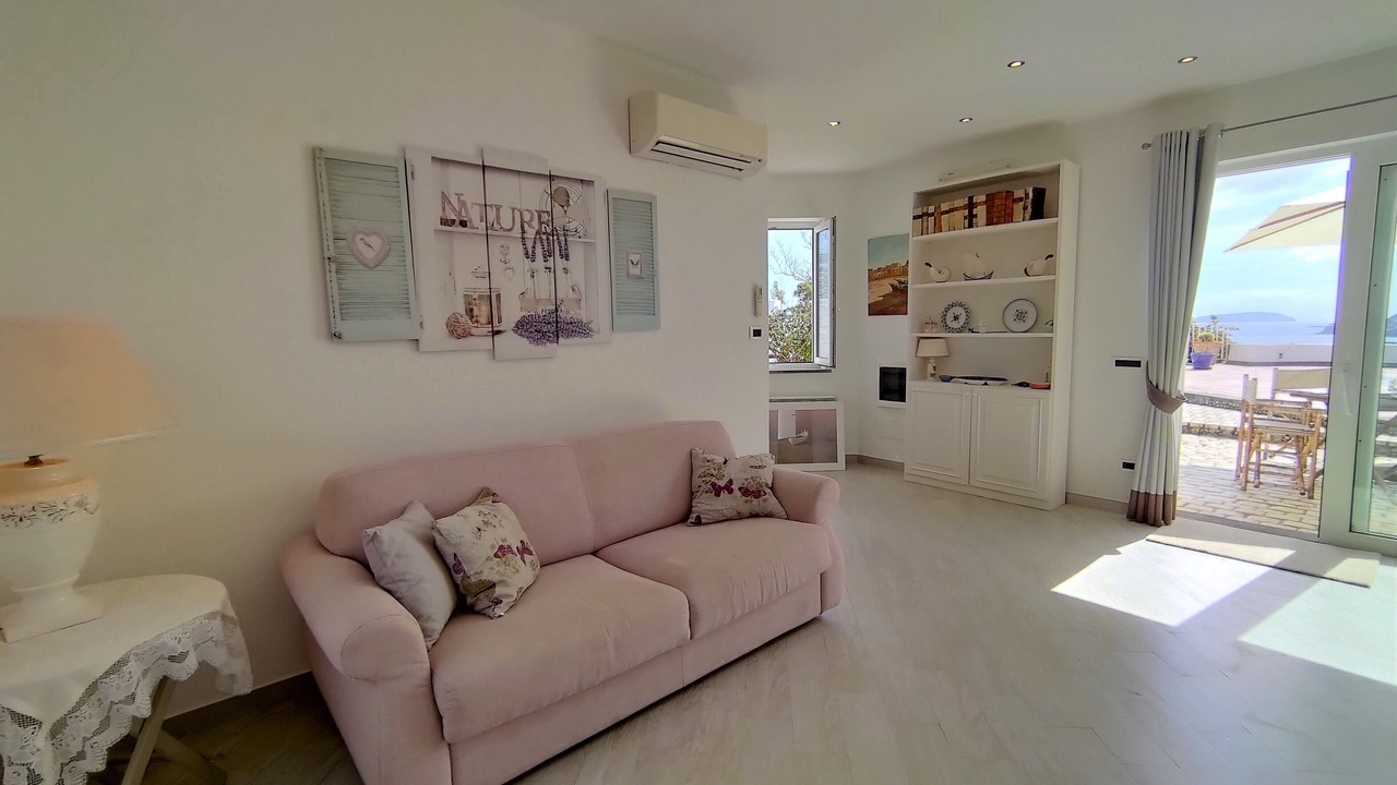 Photo of Livingroom in Lacco Ameno