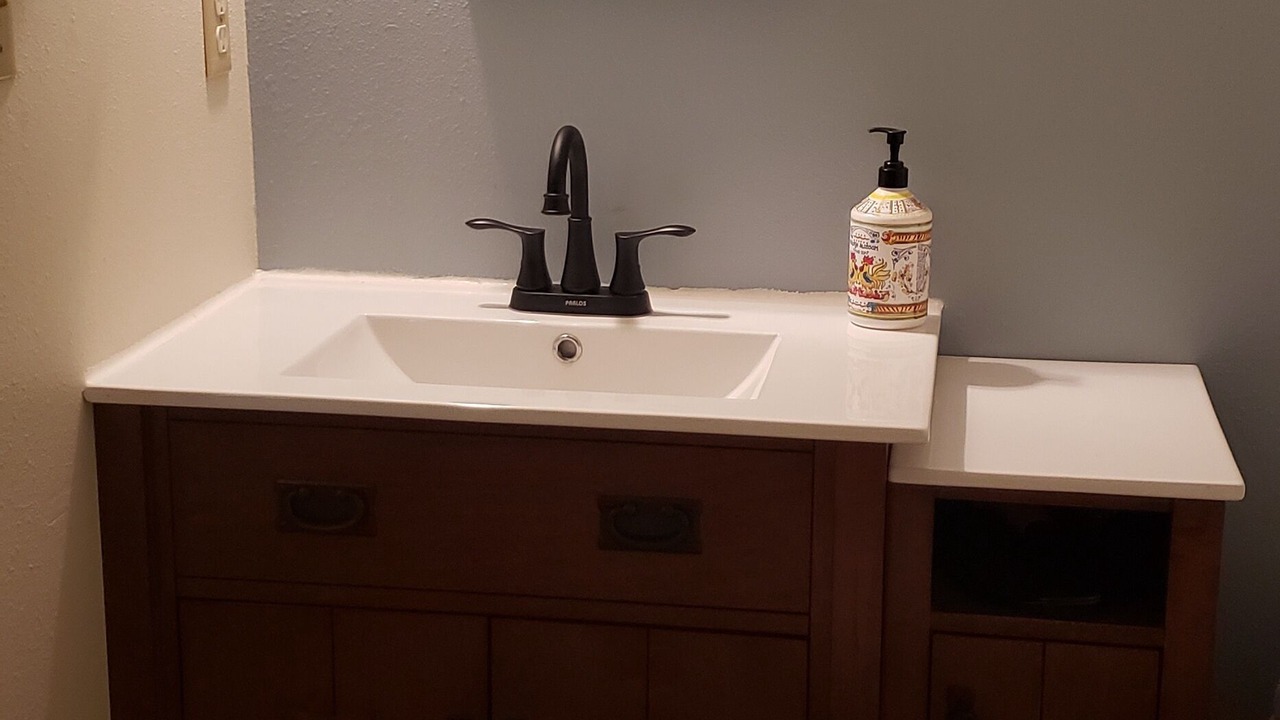 Photo of Bathroom in Deadwood