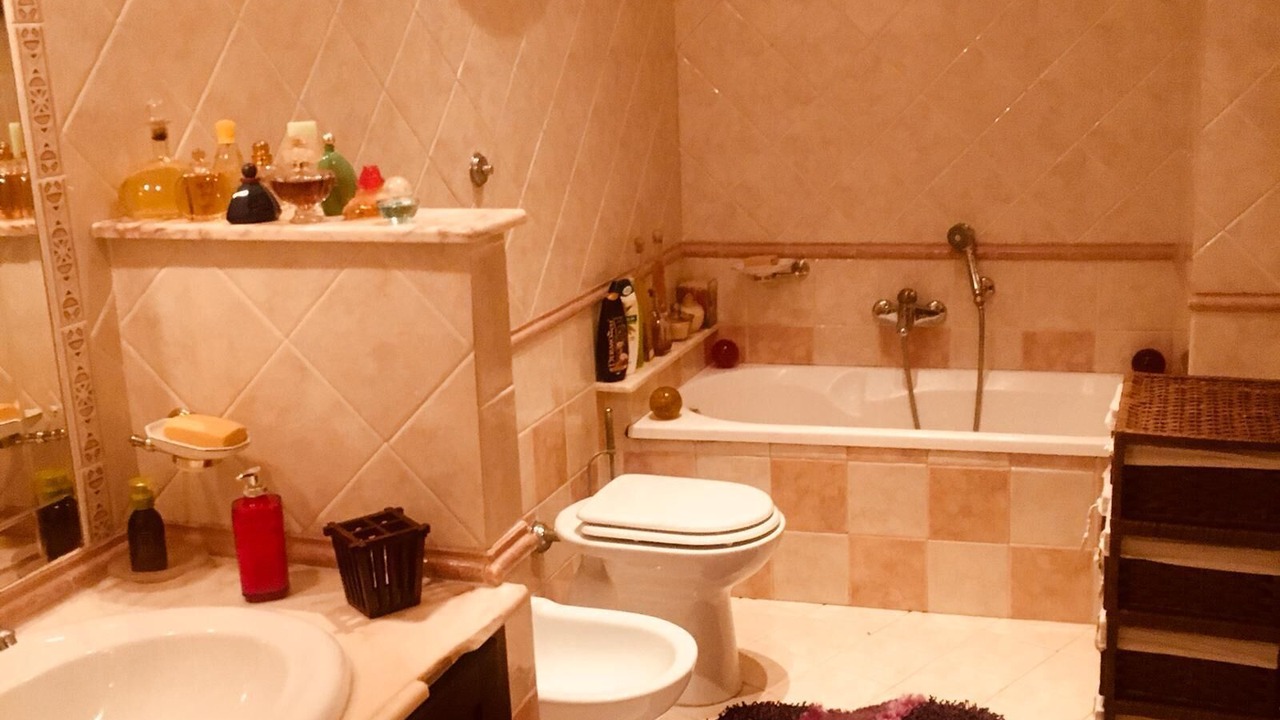 Photo of Bathroom in Secondigliano