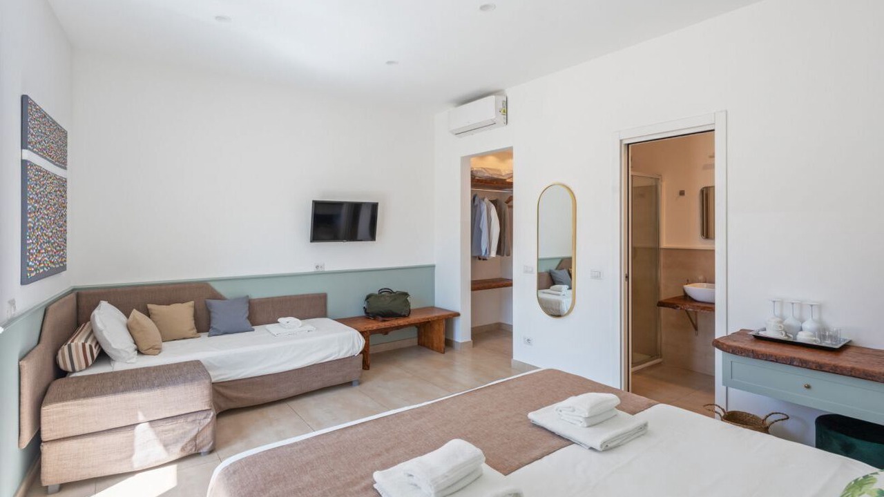 Photo of Bedroom in Sorrento City Centre
