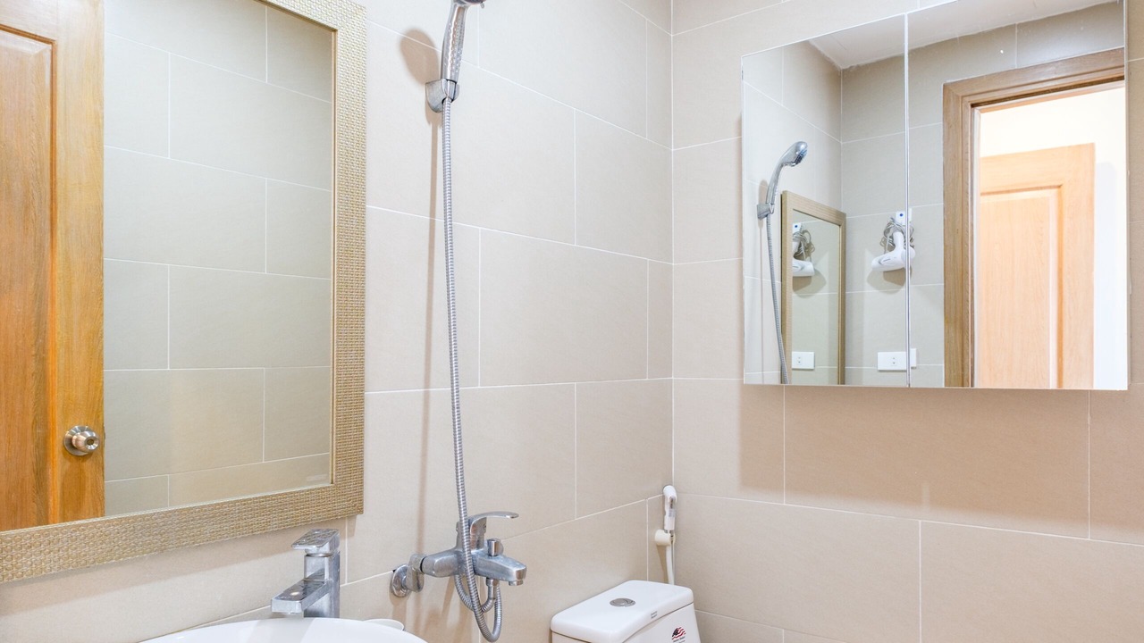 Photo of Bathroom in Ngu Hanh Son