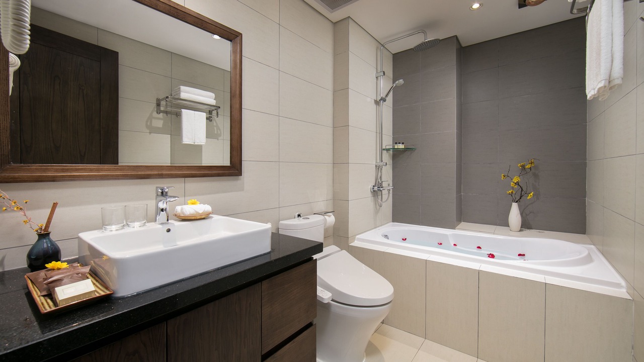 Photo of Bathroom in Dich Vong Hau