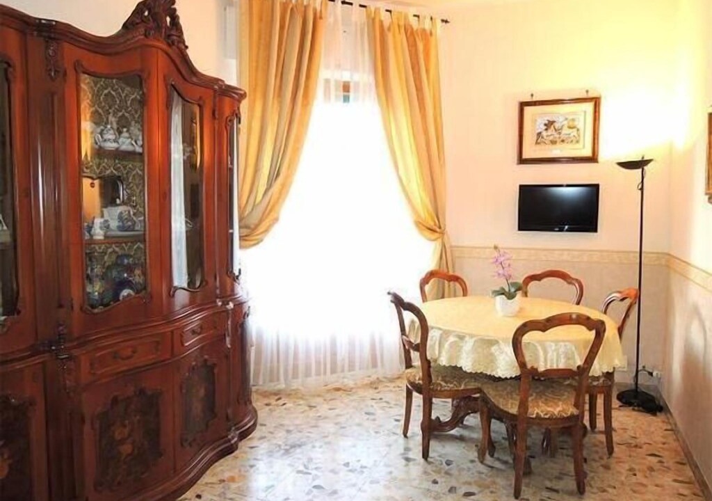 Photo of Livingroom in Tuscolano