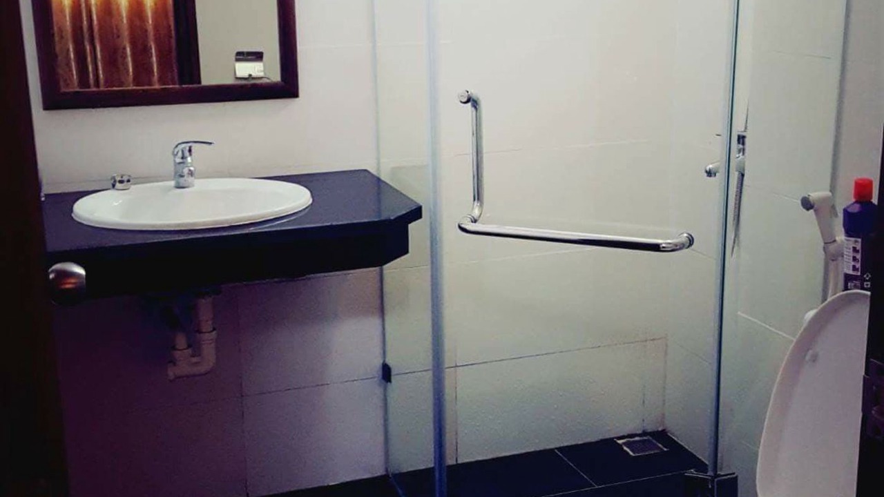 Photo of Bathroom in Ha Long