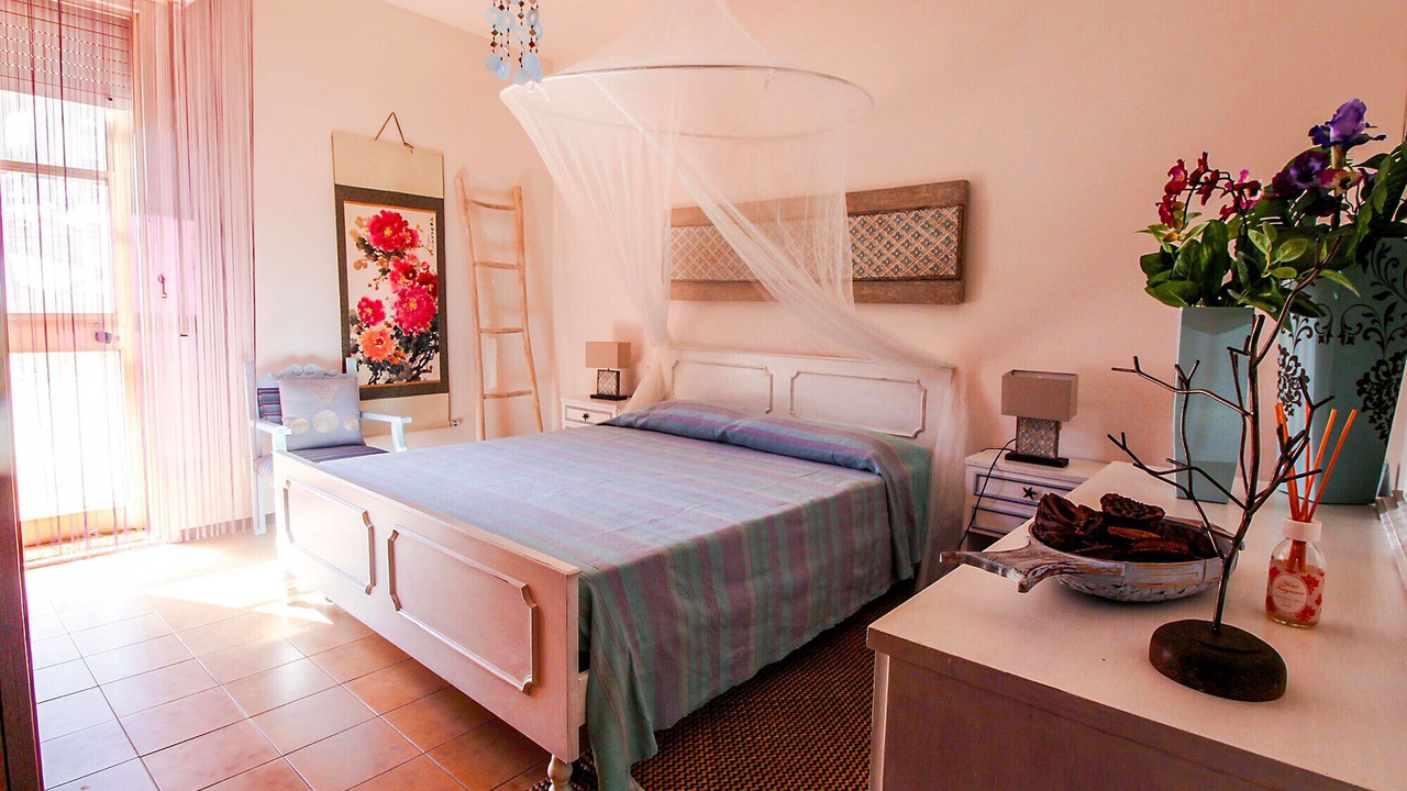 Photo of Bedroom in Talamone