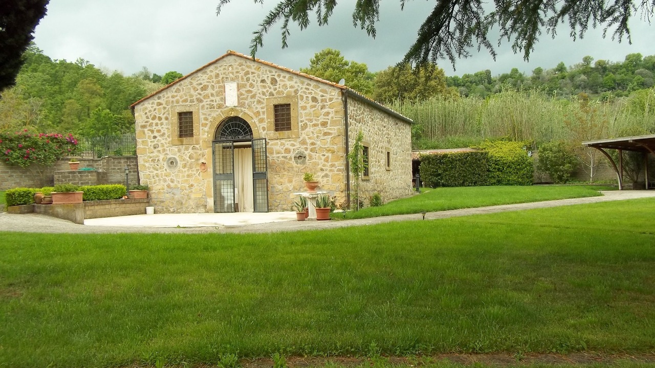 Photo of Outdoor in Farnese