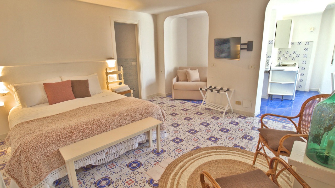Photo of Bedroom in Forio