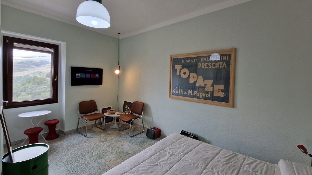 Photo of Bedroom in Castelmezzano