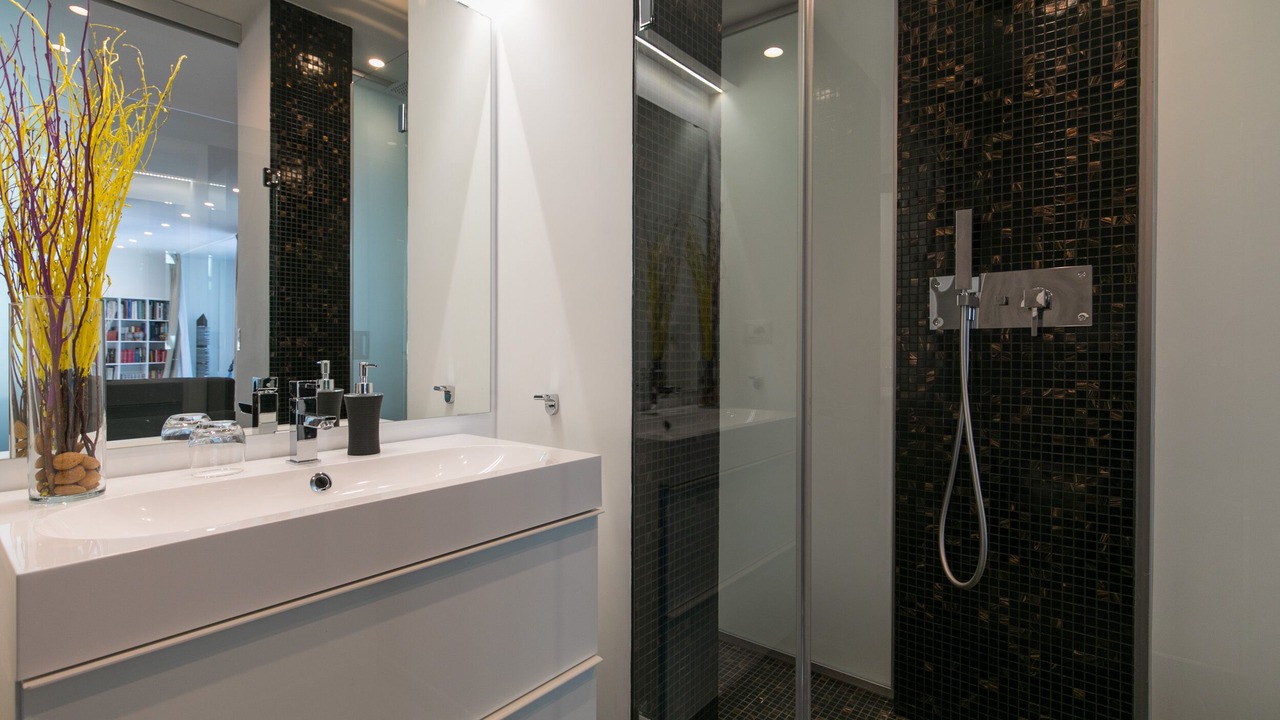 Photo of Bathroom in EUR