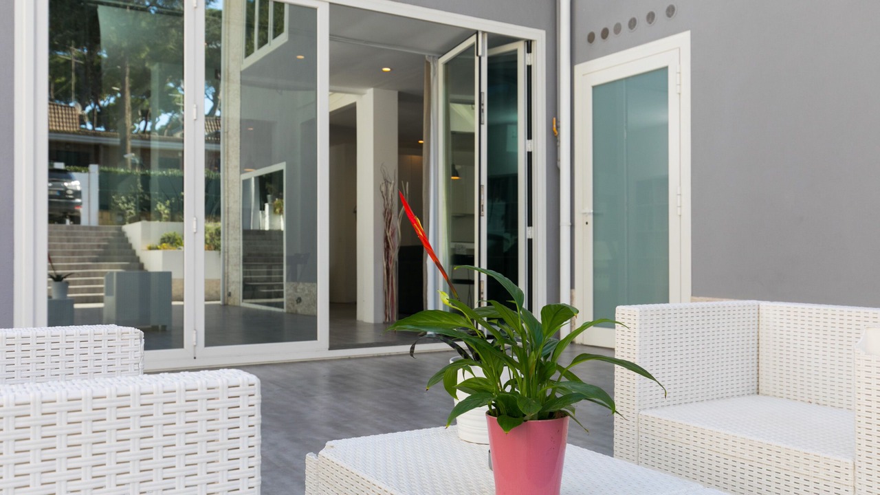 Photo of Outdoor in EUR