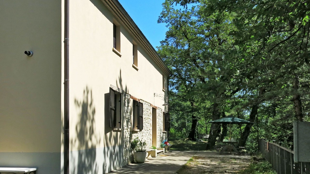 Photo of Others in Arsita