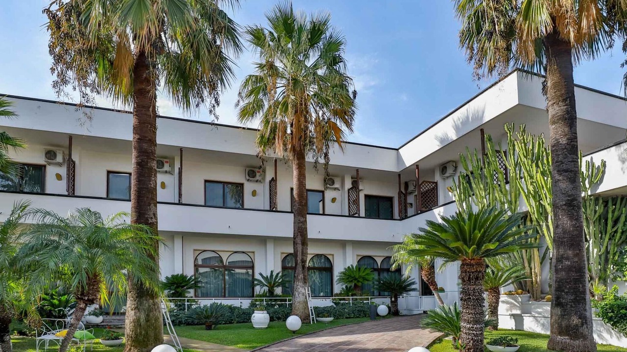Photo of Outdoor in Laura
