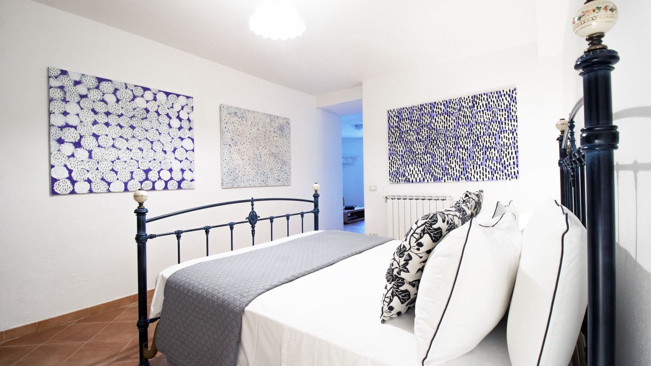 Photo of Bedroom in Forio