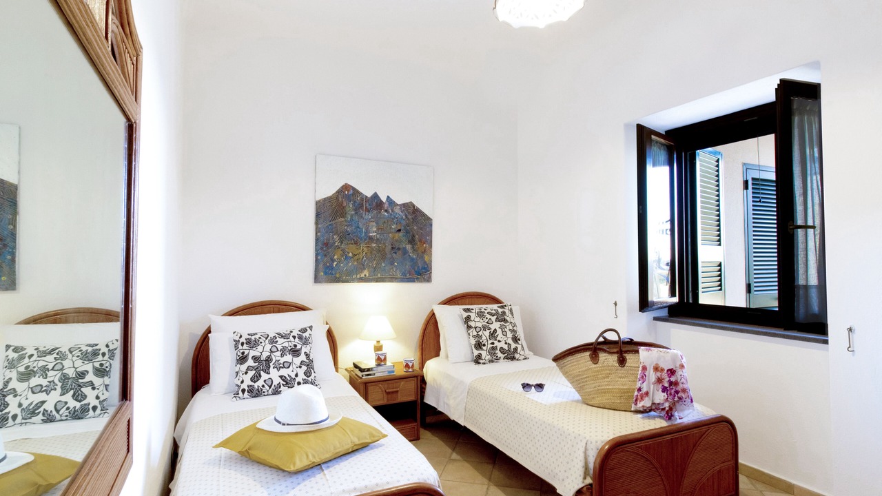 Photo of Bedroom in Forio