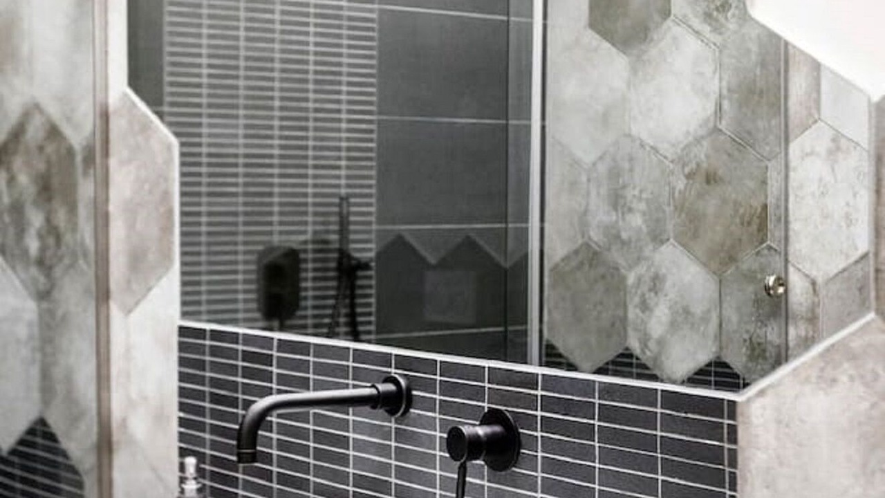 Photo of Bathroom in Furore