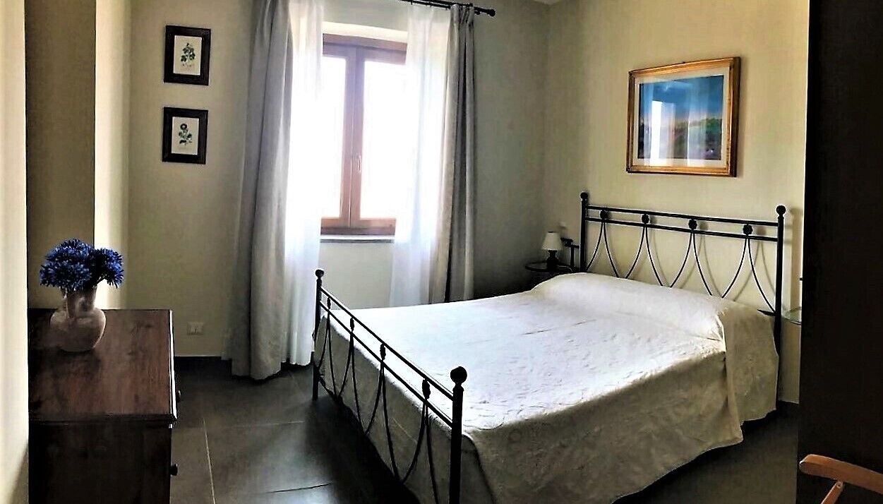 Photo of Bedroom in Grotte di Castro