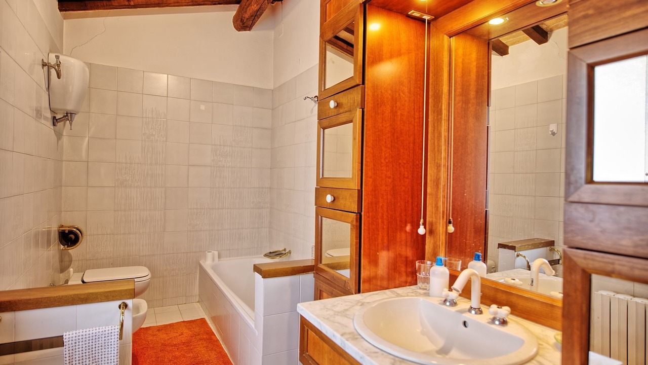 Photo of Bathroom in Cetona