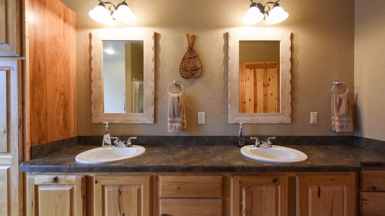 Photo of Bathroom in Lead