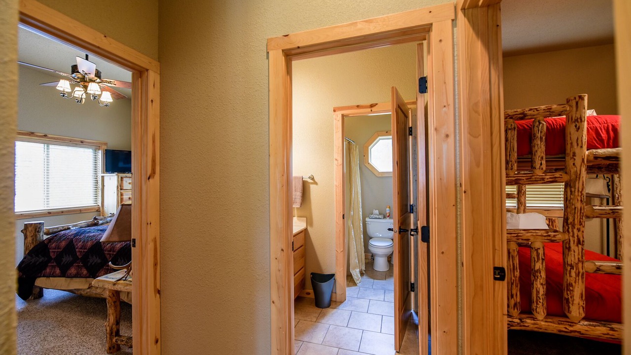 Photo of Bedroom in Lead