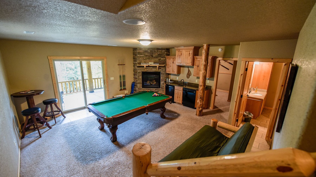 Photo of Bedroom in Lead