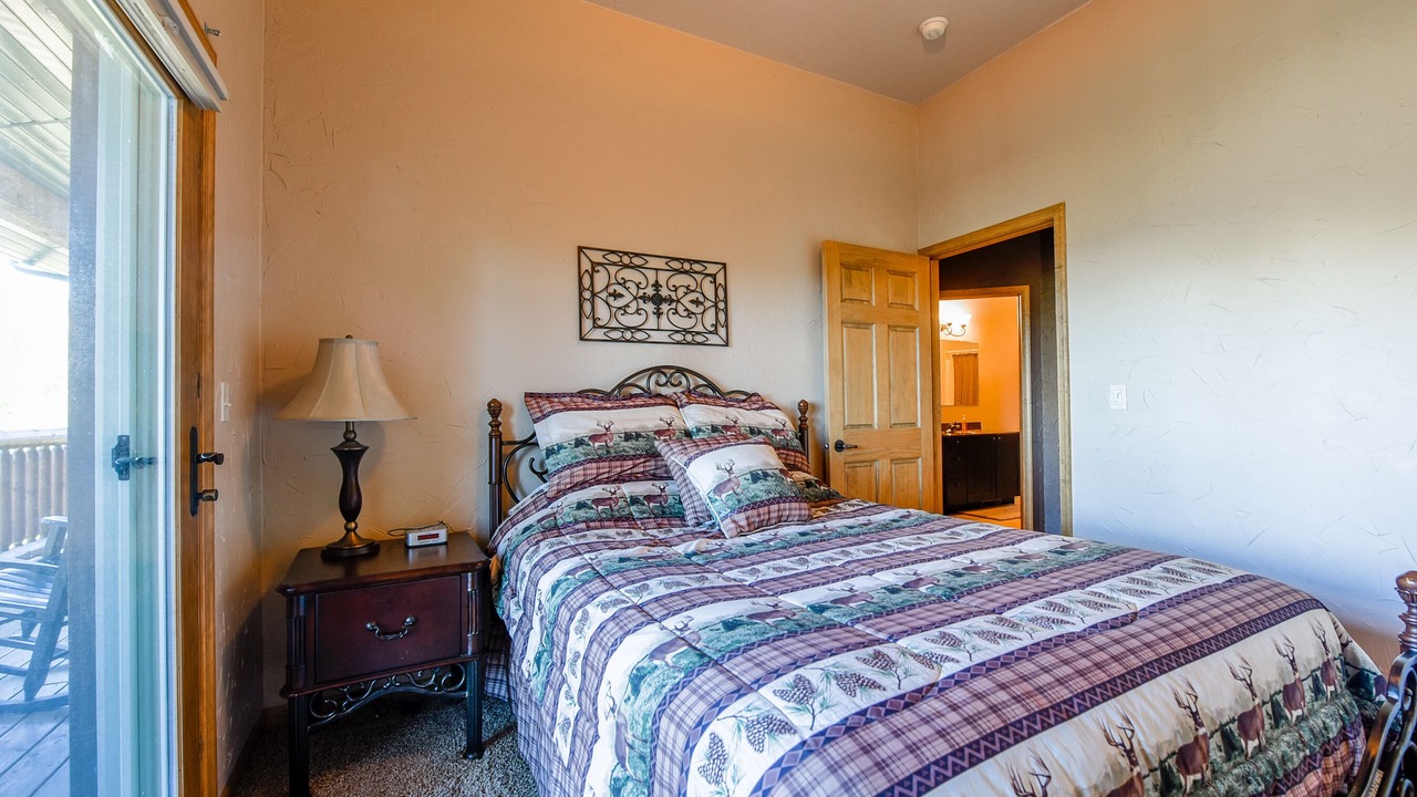 Photo of Bedroom in Lead
