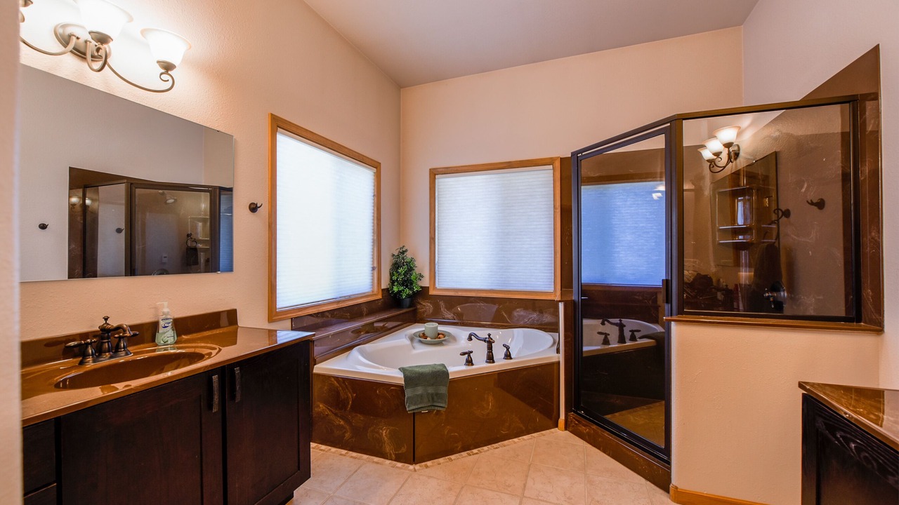 Photo of Bathroom in Lead