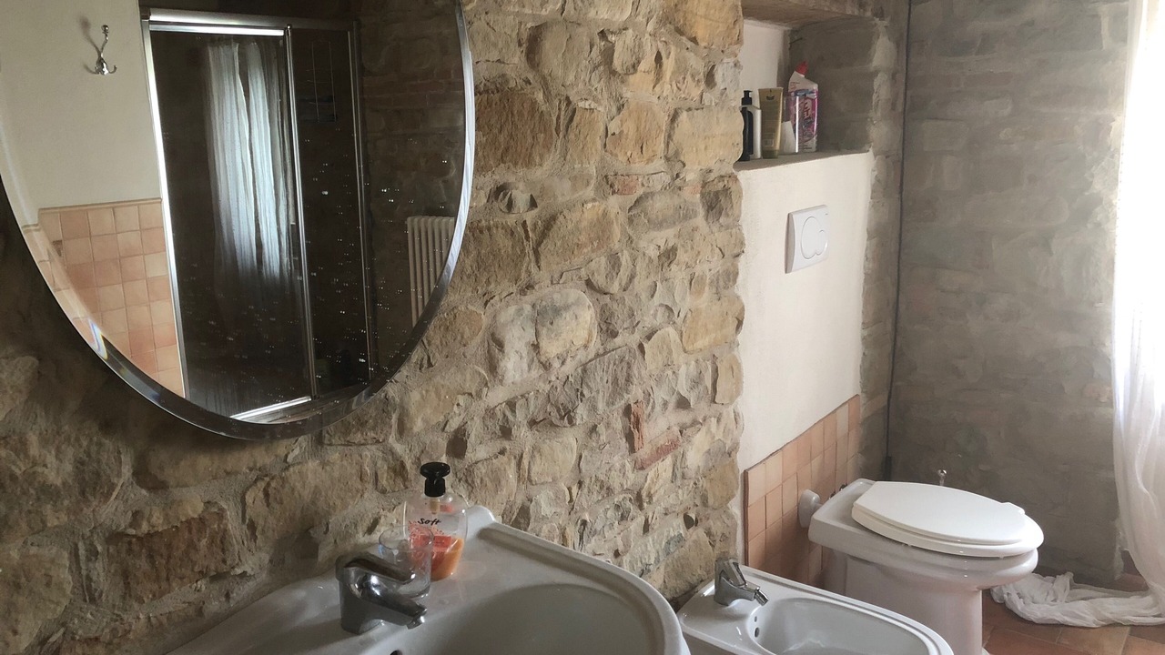 Photo of Bathroom in Castiglione Messer Raimondo
