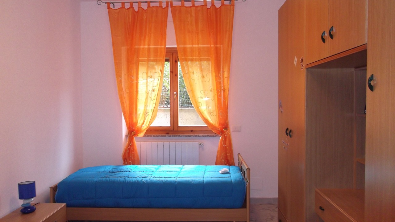 Photo of Bedroom in Scandriglia