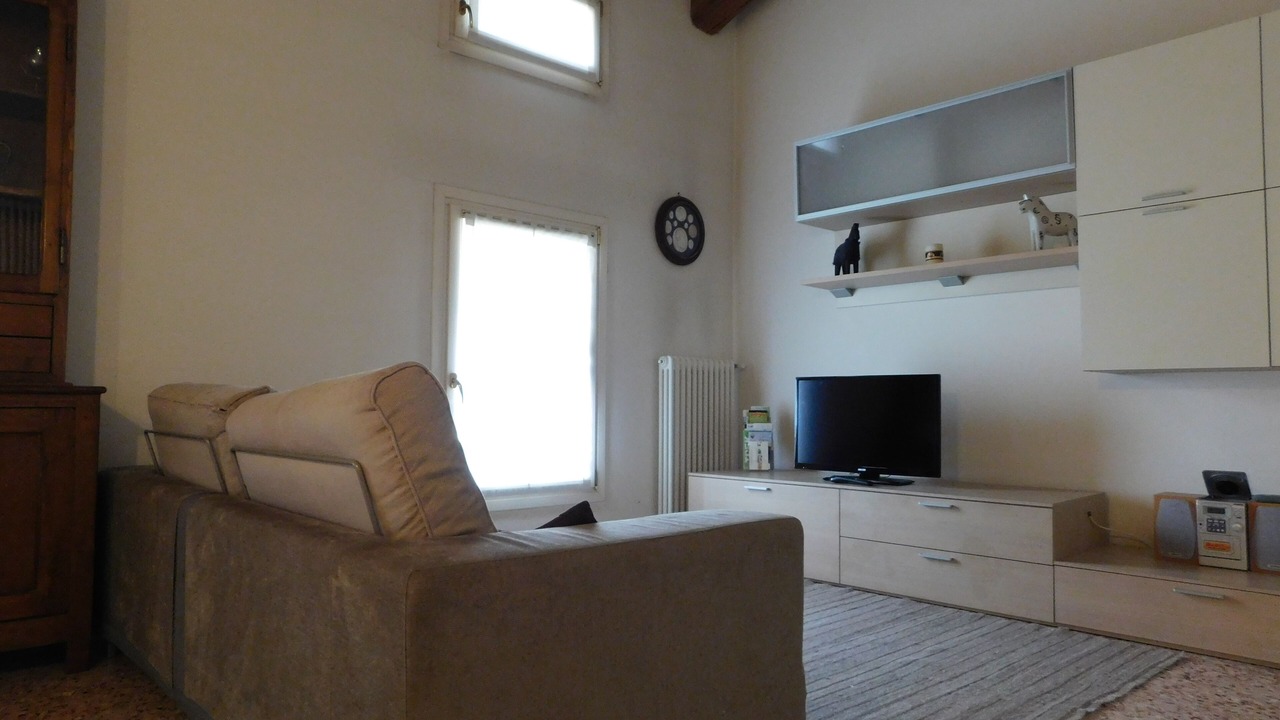 Photo of Livingroom in Mason