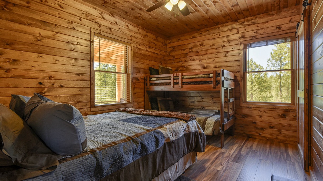 Photo of Bedroom in Deadwood