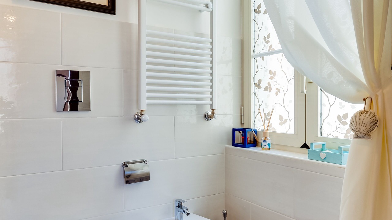 Photo of Bathroom in Naples City Centre