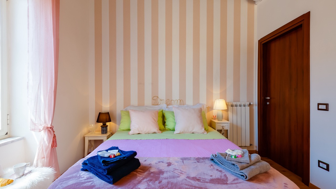 Photo of Bedroom in Naples City Centre