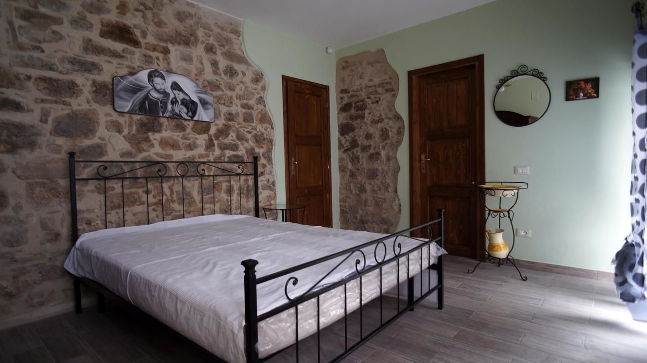 Photo of Bedroom in Tornareccio