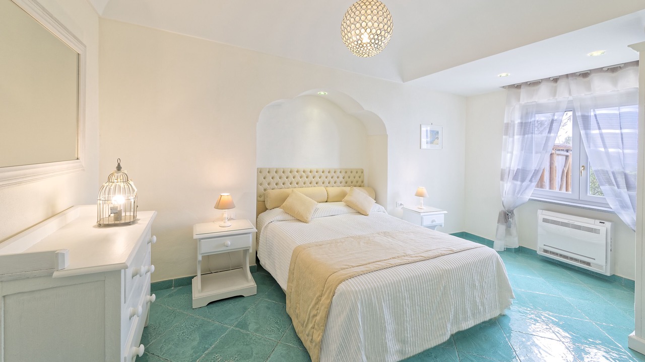 Photo of Bedroom in Forio