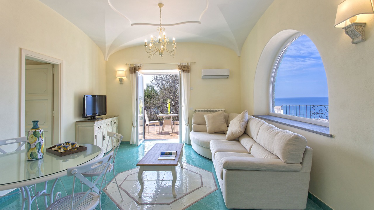 Photo of Livingroom in Forio