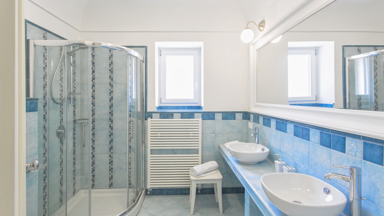 Photo of Bathroom in Forio
