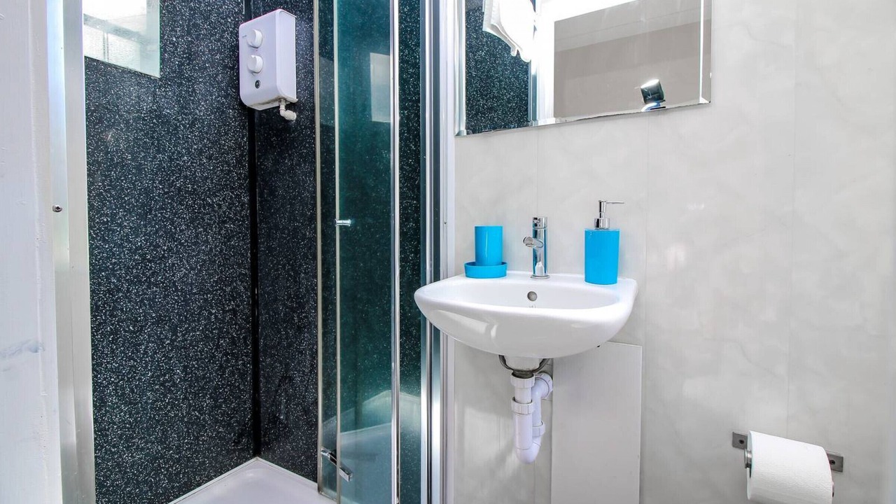 Photo of Bathroom in Whitechapel
