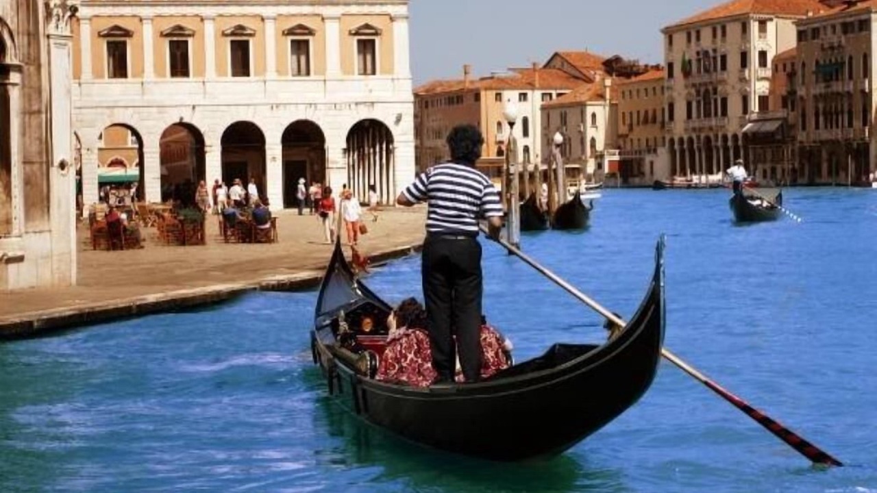Photo of Others in San Polo