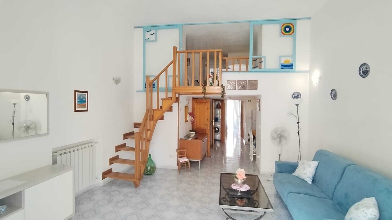 Photo of Livingroom in Ischia Porto