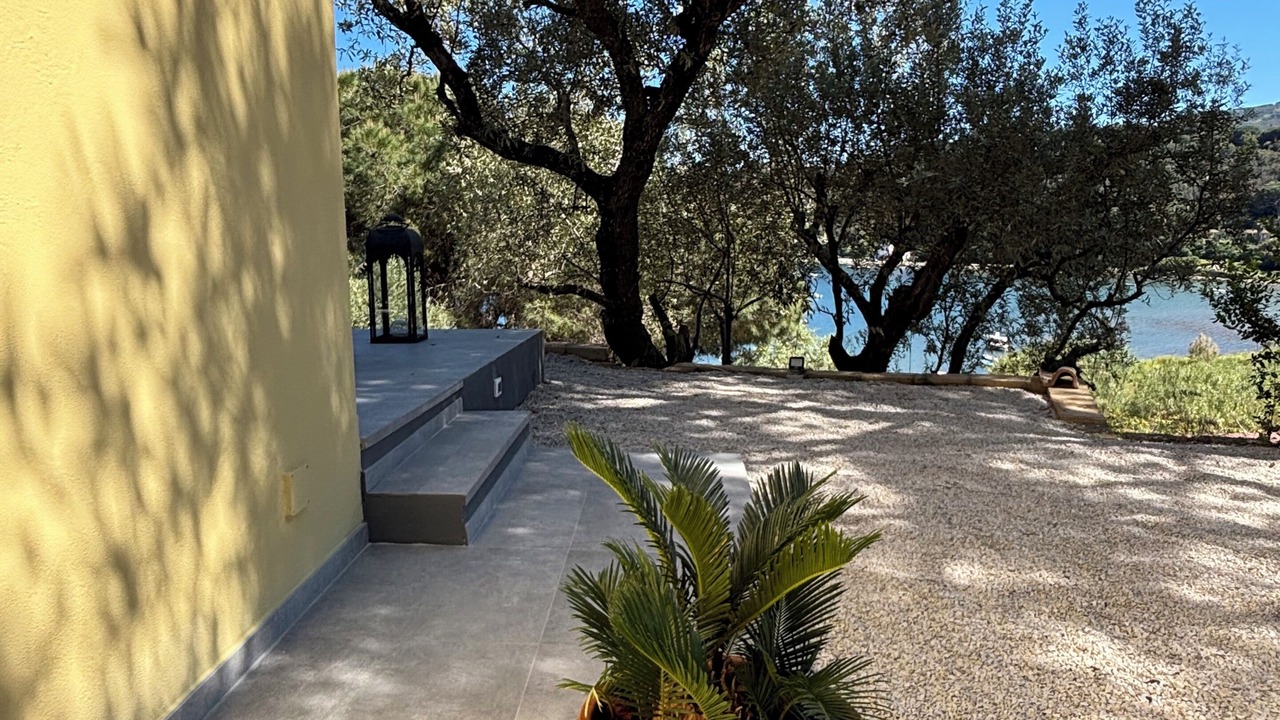 Photo of Patio Balcony in Mola