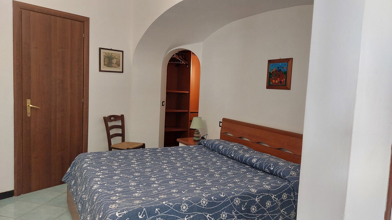 Photo of Bedroom in Forio