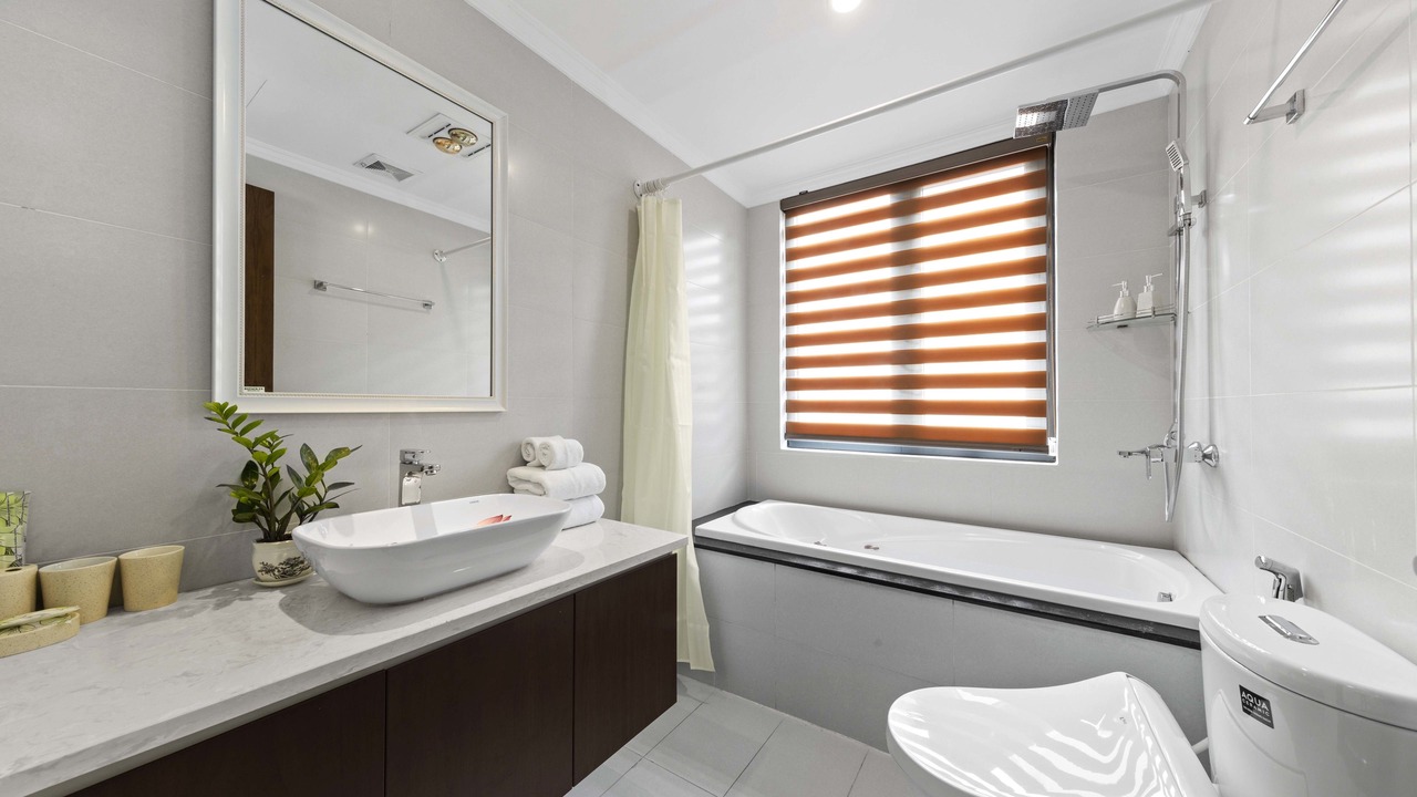 Photo of Bathroom in Dich Vong Hau