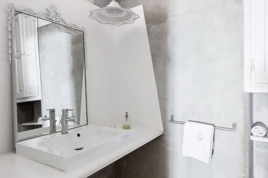 Photo of Bathroom in Forio