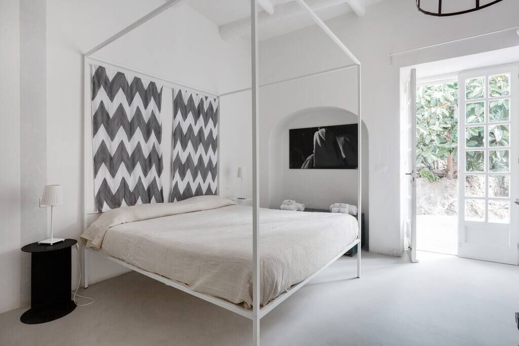 Photo of Bedroom in Forio