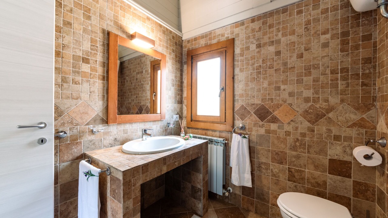 Photo of Bathroom in Villa Lempa